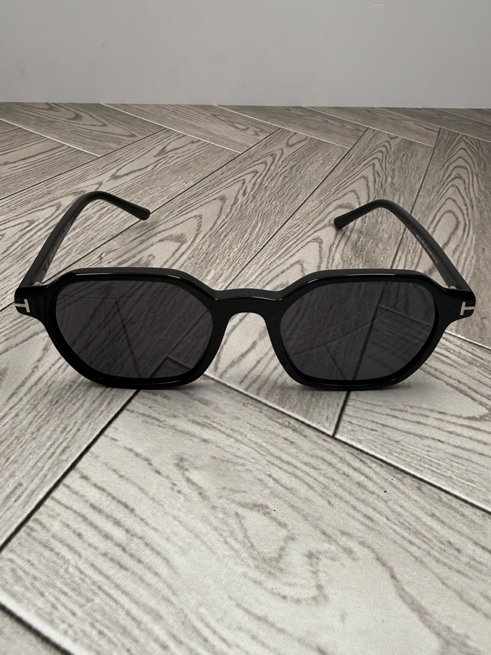 Tom Ford Black Slim Rectangular Men’s Sunglasses - Picture 2 of 7